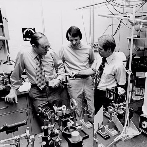 Corning Glass y la fibra óptica