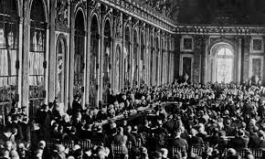 1918 Surgen nuevas dependencias