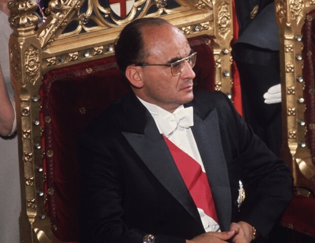 1972 La época contemporánea de la Administración Pública