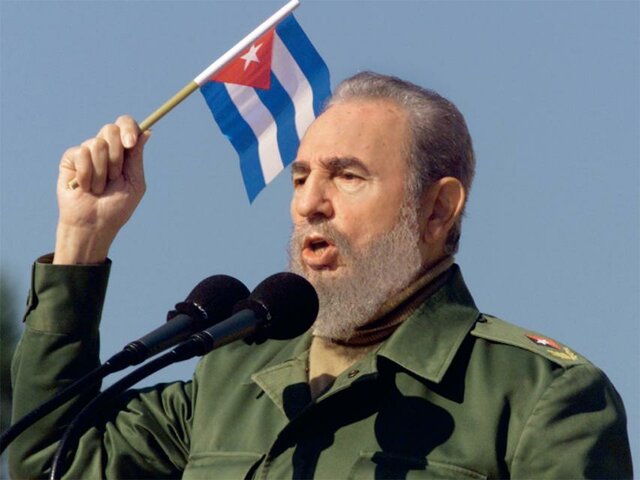 Fidel Castro revoca el gobierno de cuba