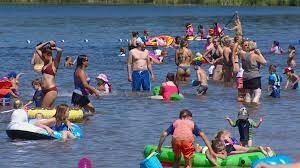 Wabamun Lake/Beach
