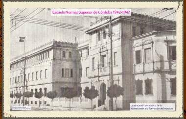 Se inaugura la Escuela Normal Superior