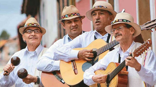LA GUITARRA EN EL SIGLO XX