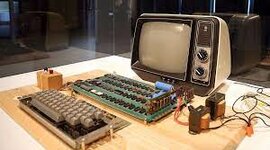 Timeline: Evolución del ordenador y algunos inventos clave en el desarrollo de las tecnologías de la información.