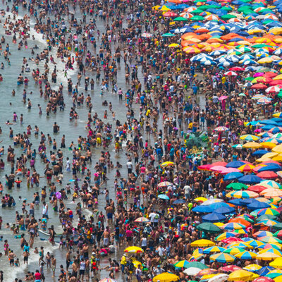 Timeline: EVOLUCIÓN DEL TURISMO EN ESPAÑA EN LOS AÑOS 80