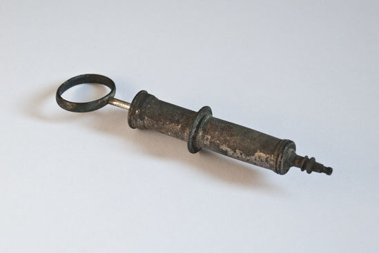 Шприц. Александр Вуд.