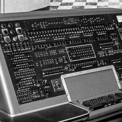 Timeline: Government of computers