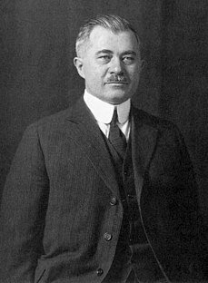 Galamb József a Ford detroiti gyárának igazgatója lett