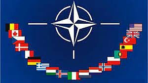 Se crea la OTAN (Tratado del Atlántico del Norte)