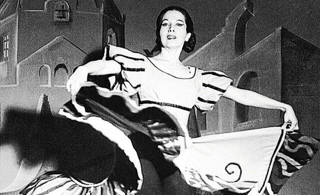 Amalia Hernández crea su Ballet Folklórico que marcaría los desarrollos posteriores del son jarocho y contribuyó a su difusión internacional.