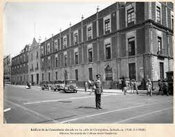 Nace el departamento de contraloría (R. F.)