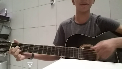 Comecei a Estudar Violão