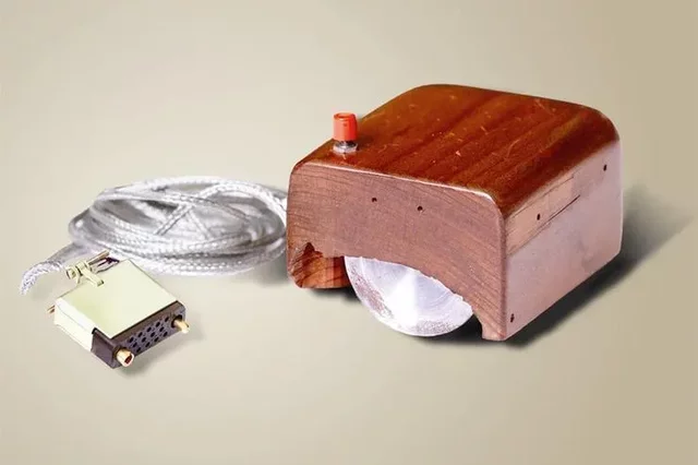 El primer ratolí d'ordinador