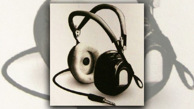 LOS PRIMEROS AURICULARES