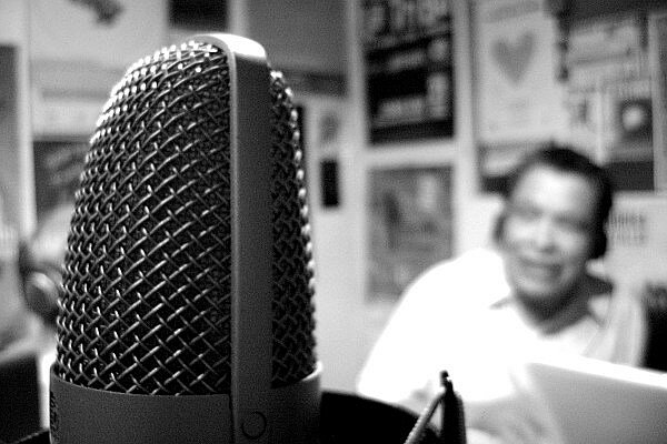 Primeros indicios de radio comunitaria