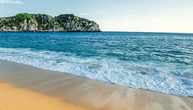 Se crearon los primeros polos turísticos, hoy conocidos como destinos tradicionales: