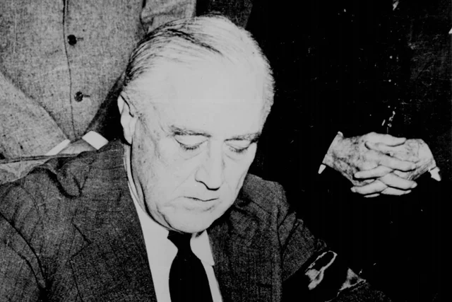 Az Egyesült Államok hadat üzen Japánnak