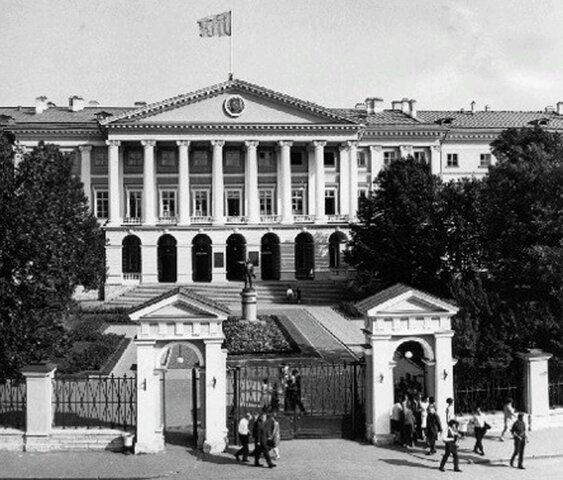 Arresto de los ministros del Gobierno Provisional.