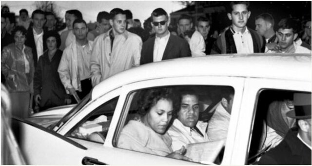 Georgia History: White mobs riot after integration of University of Georgia