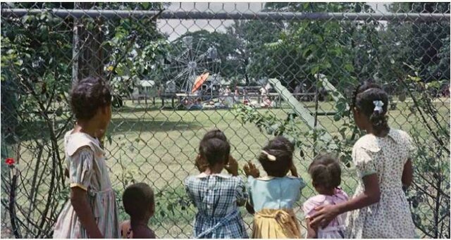 Georgia History: Supreme Court upholds plan to close rather than integrate park