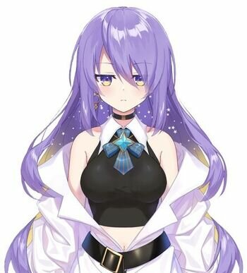 Debut de Moona Hoshinova