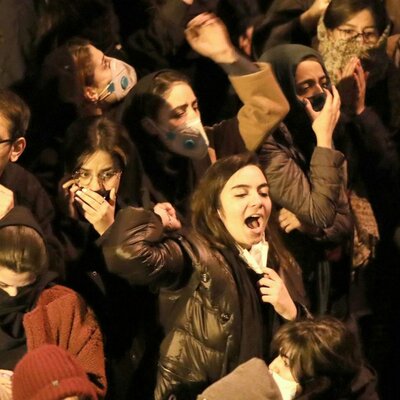 Timeline: دقائق