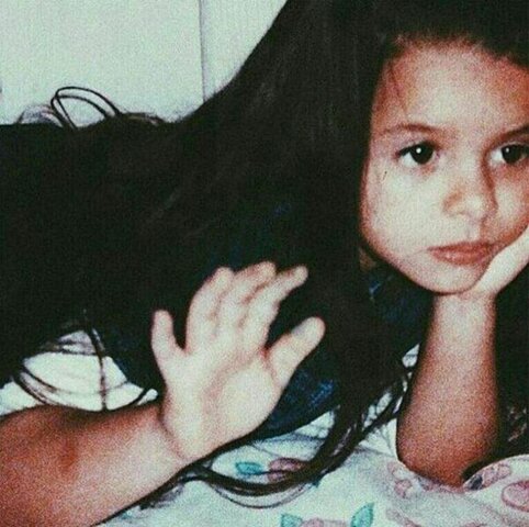 1995-2011: Primeros años de vida