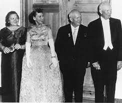 Kruschev visita a Eisenhower