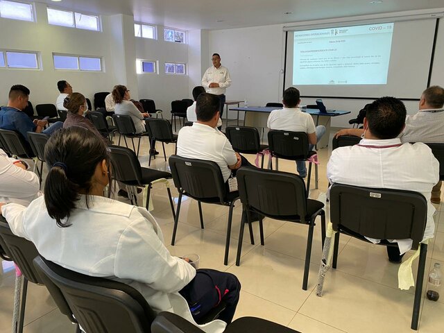 CAPACITACIÓN AL SECTOR SALUD