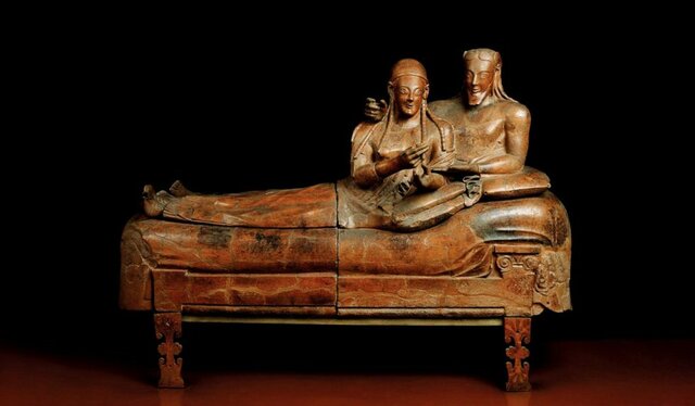 Gli Etruschi dominano la regione tra l'Arno e il Tevere