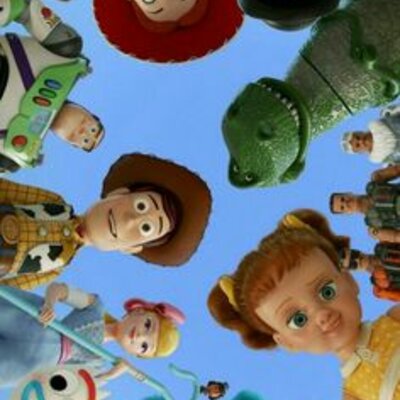 Timeline: Tengo una familia en mi vota