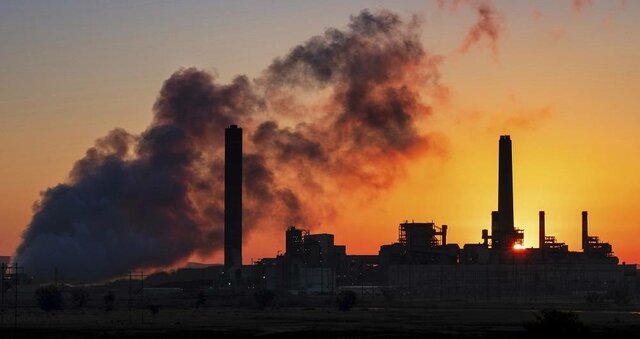 mejorar la seguridad y salubridad en las fabricas, mediante reforma del empleo en la industria textil.