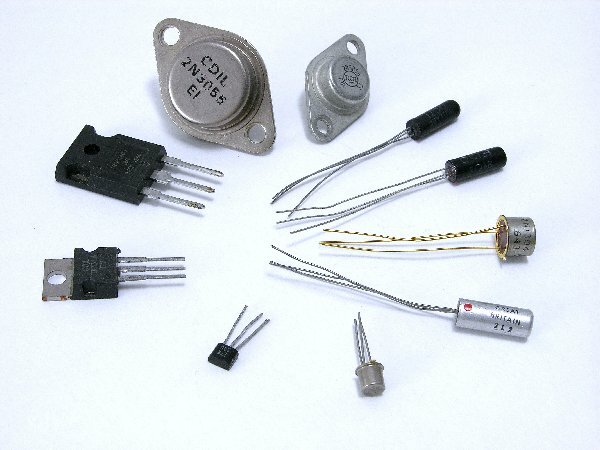 Transistors tercera generació