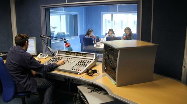 Militares licitan a la LR 9