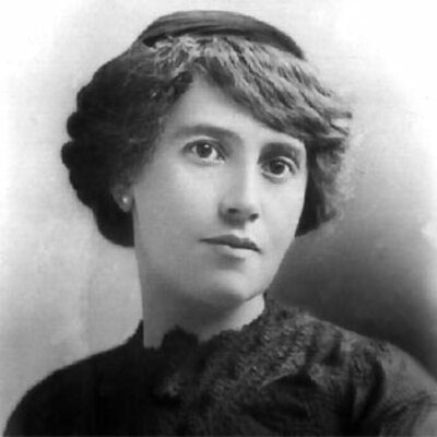 Timeline: María del Carmen Serdán Alatriste  (1875-1948)