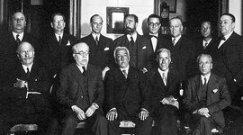 Timeline: GOBIERNOS REPUBLICANOS (1920 - 1932)