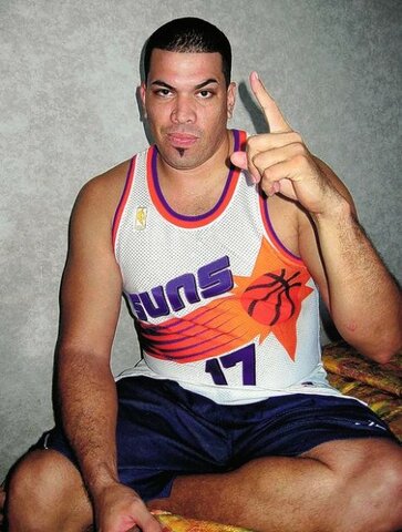 El primer mexicano en la NBA