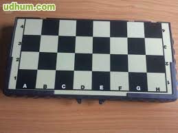 EL PRIMER JUEGO DE ORDENADOR DE MI MADRE Estaban grabados en un disquette que introducía en el ordenador para jugar