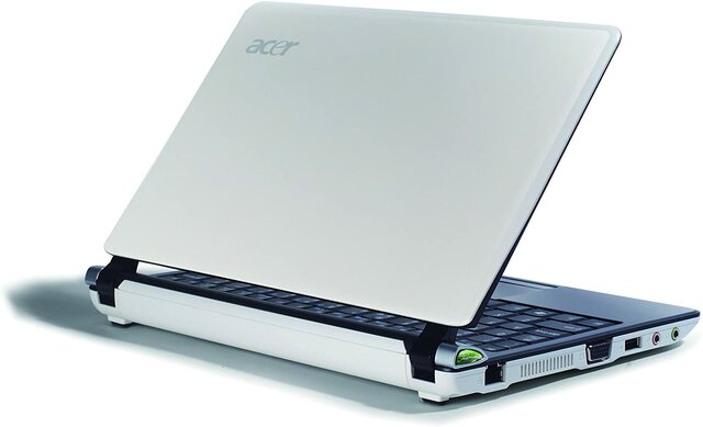 EL PRIMER ORDENADOR FAMILIAR