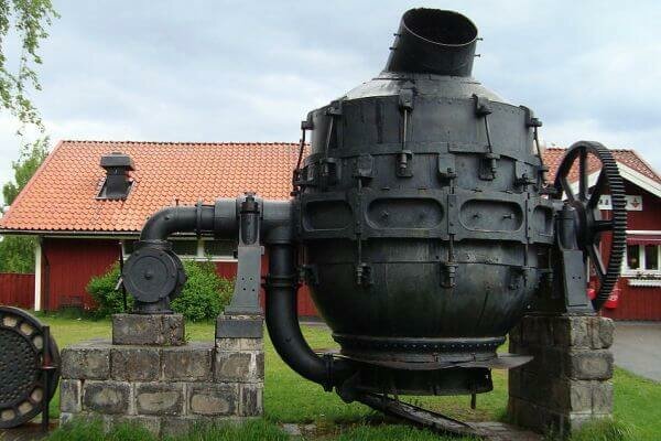 El convertidor de hierro en acero - Bessemer