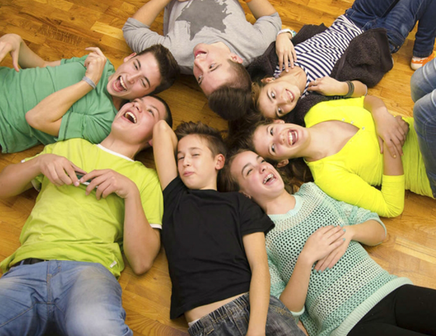 Hacer nuevas amistades en la escuela ya que mis papas se mudaron de cuidad por su trabajo