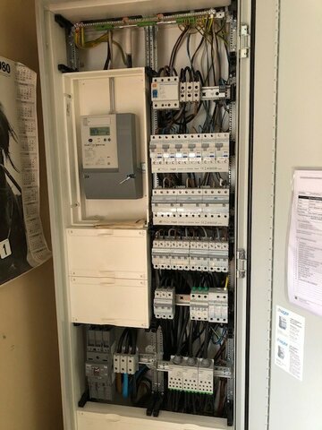 Tverrfaglig praktisk-muntlig eksamen VG2 Elenergi og ekom.