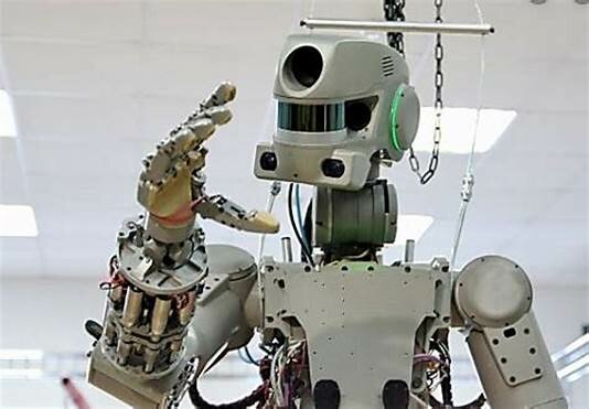 La Nasa envió un robot humanoide al espacio;  Robonaut 2 hiso un viaje a la Estación Espacial Internacional en el último vuelo del transbordador Discovery.