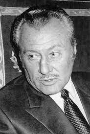 Primer Secretario de Turismo: Julio Hirschfeld Almada