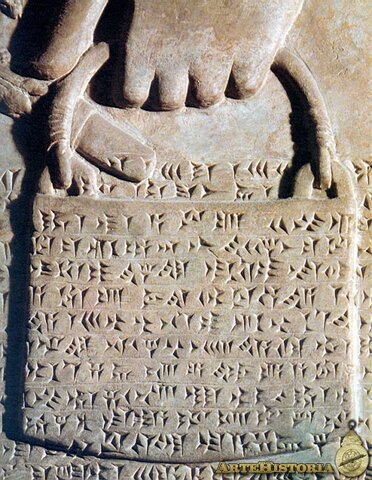 Creación de la escritura cuneiforme