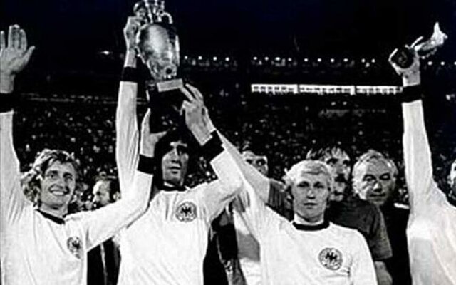 1976. aasta Euroopa meistrivõistlused jalgpallis peeti Jugoslaavias.