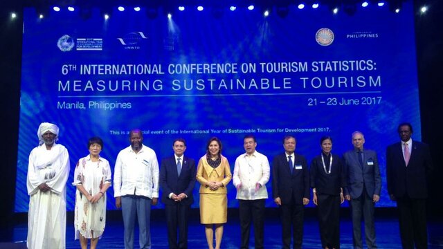 Se asocia por primera vez el término de turismo de accesibilidad