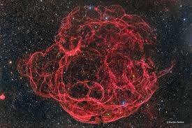 Descubrimiento de supernova en Tauro