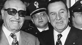 Timeline: CAMPORA, LASTIRI, PERON e ISABEL DE PERON