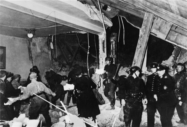 Hitler perpretra un golpe de Estado fallido